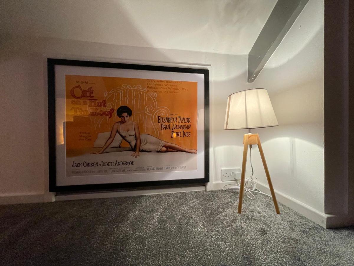 Holiday home Cheerful 2 Bedroom Townhouse With Cinema Loft