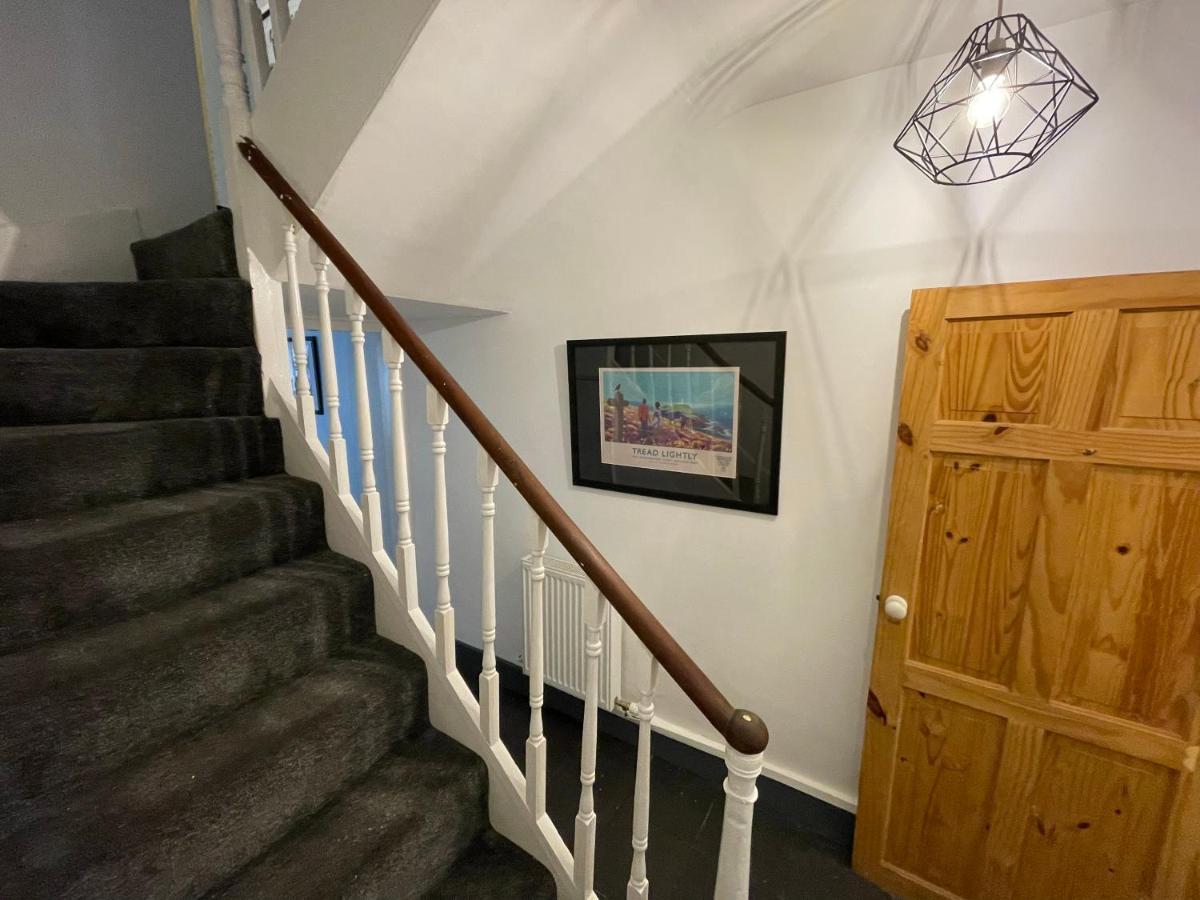 Cheerful 2 Bedroom Townhouse With Cinema Loft Pembroke Dock